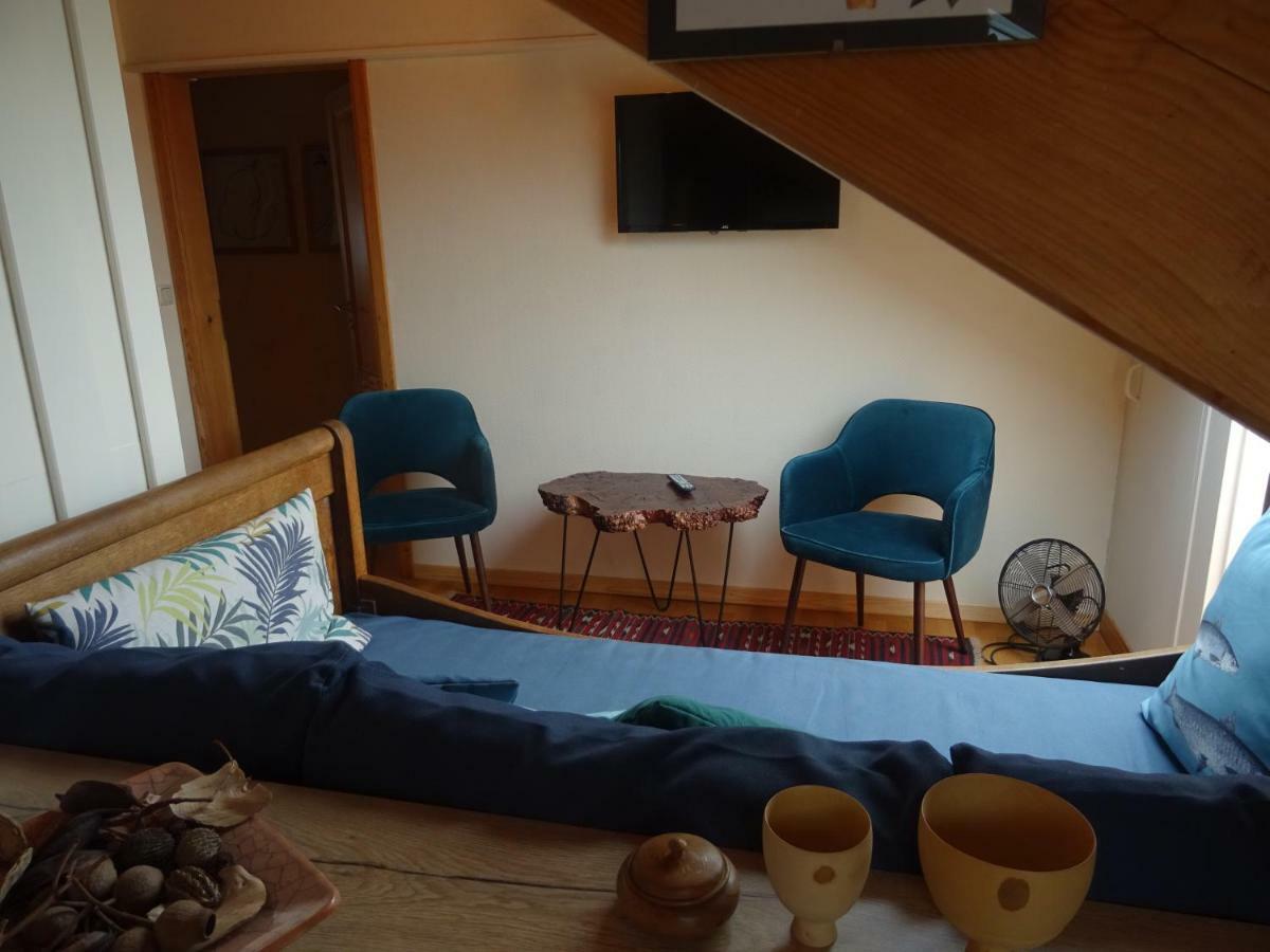 Villa Angela, Appartement 3 Chambres Ovifat Bagian luar foto